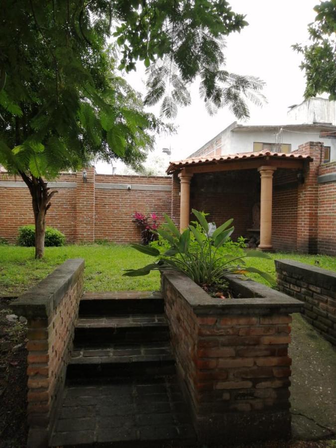 Hotel Quinta Del Descanso Cuautla  Экстерьер фото