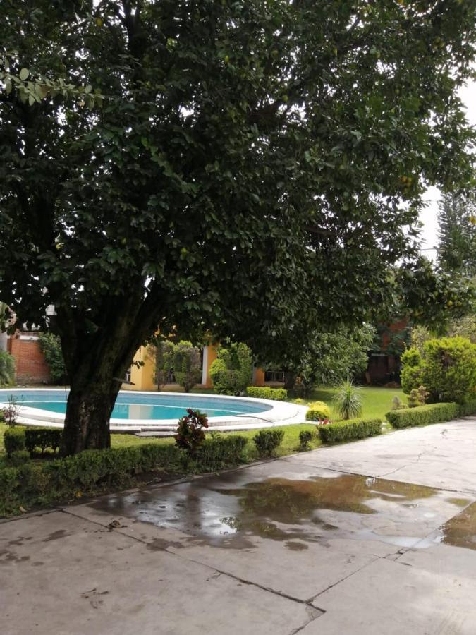 Hotel Quinta Del Descanso Cuautla  Экстерьер фото