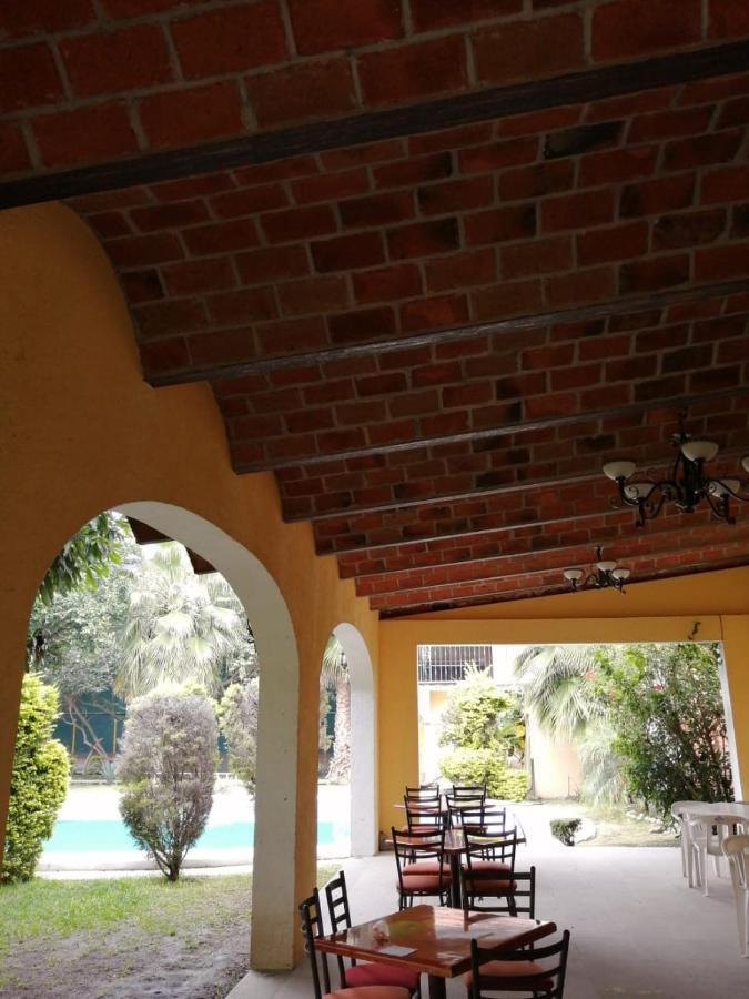 Hotel Quinta Del Descanso Cuautla  Экстерьер фото