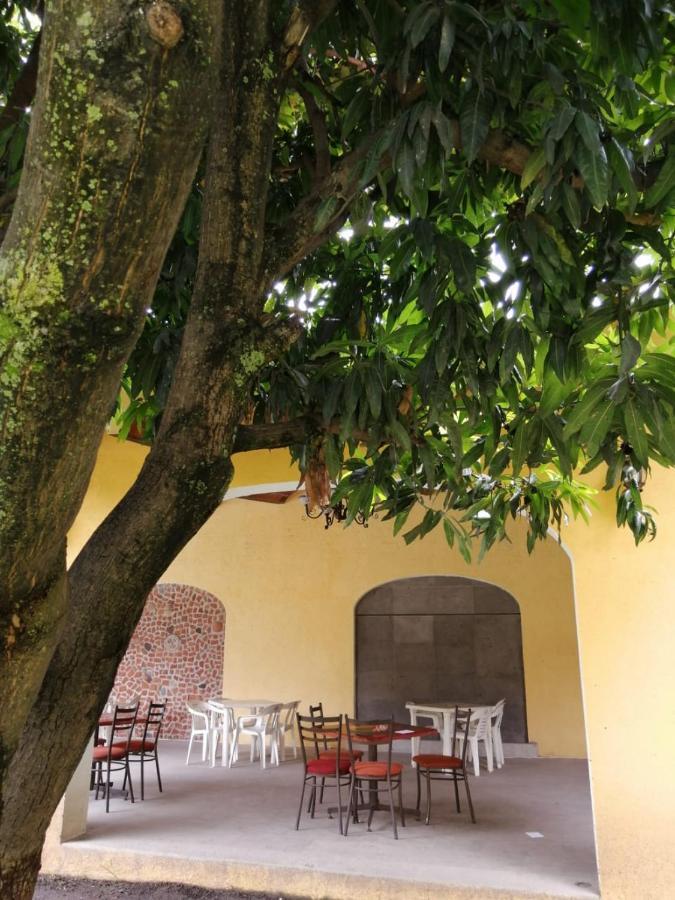 Hotel Quinta Del Descanso Cuautla  Экстерьер фото
