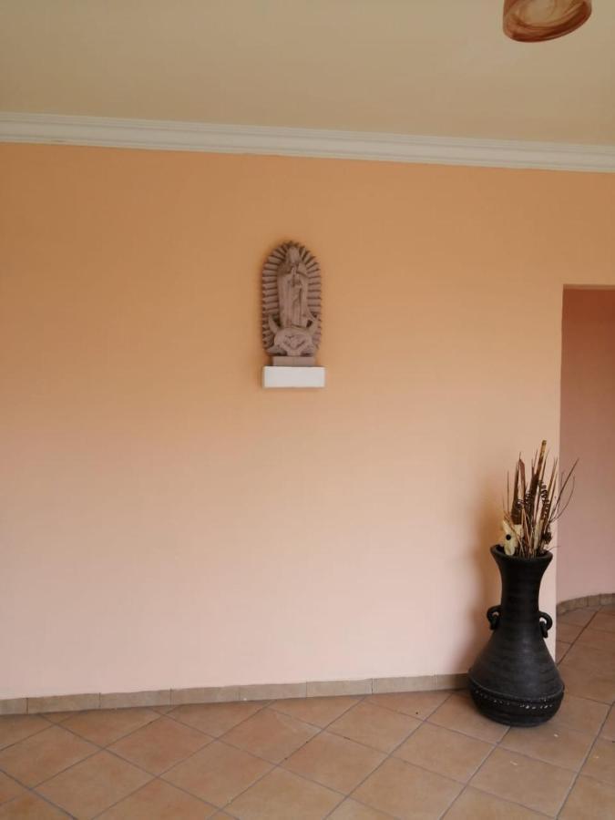 Hotel Quinta Del Descanso Cuautla  Экстерьер фото